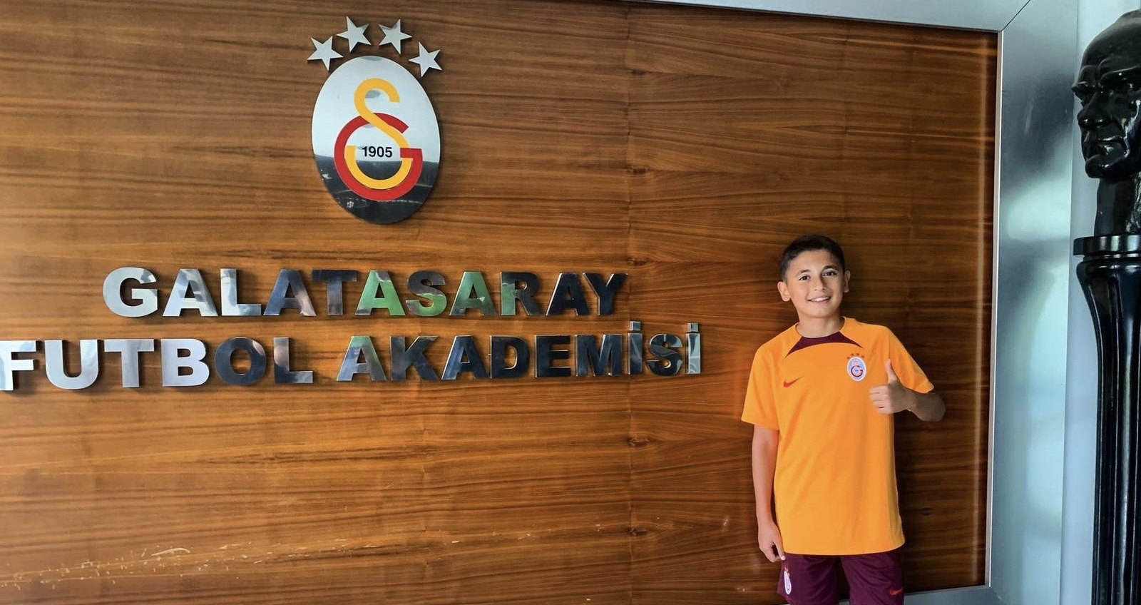 "Qalatasaray"da oynayan azyaşlı azərbaycanlı    - Fotolar