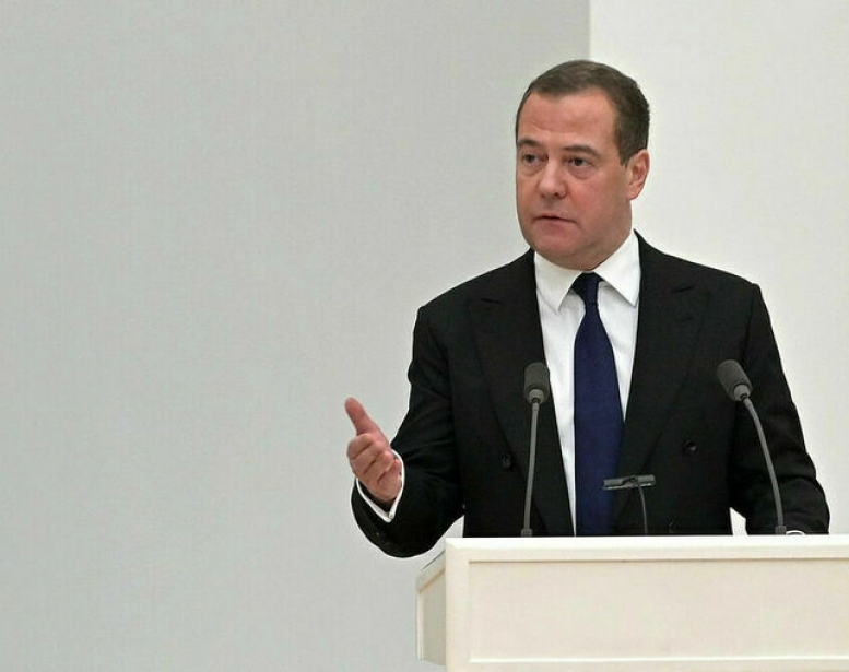 Soydaşlarımızın nəzərinə... Medvedev miqrantlar üçün daha bir  qadağa    təklif etdi