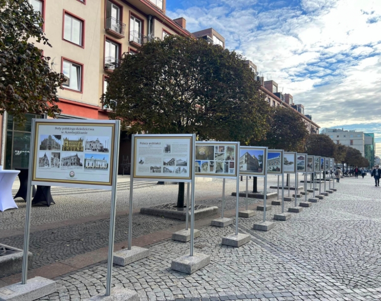 В Польше прошла выставка под названием   «Жемчужины польской архитектуры в Азербайджане»